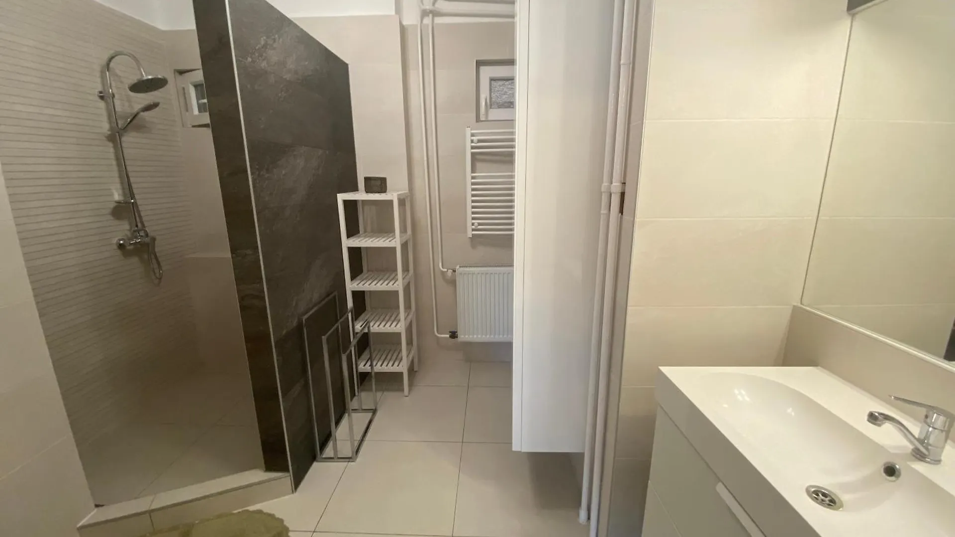 Modern City-Center Apartment Debrecen