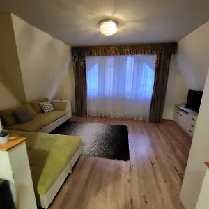 Ww House 2 Apartman
