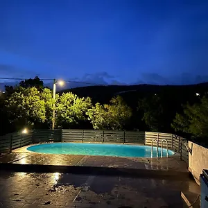 Mt Apartman Šmrika